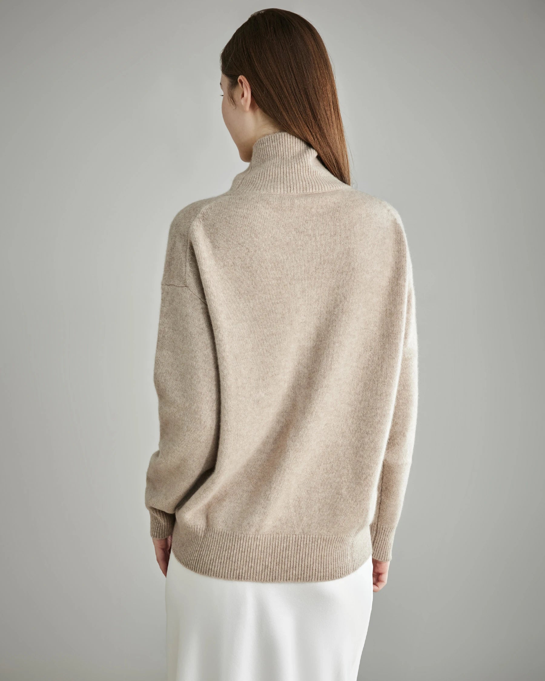 Women's Oversized Turtleneck Cashmere Sweater