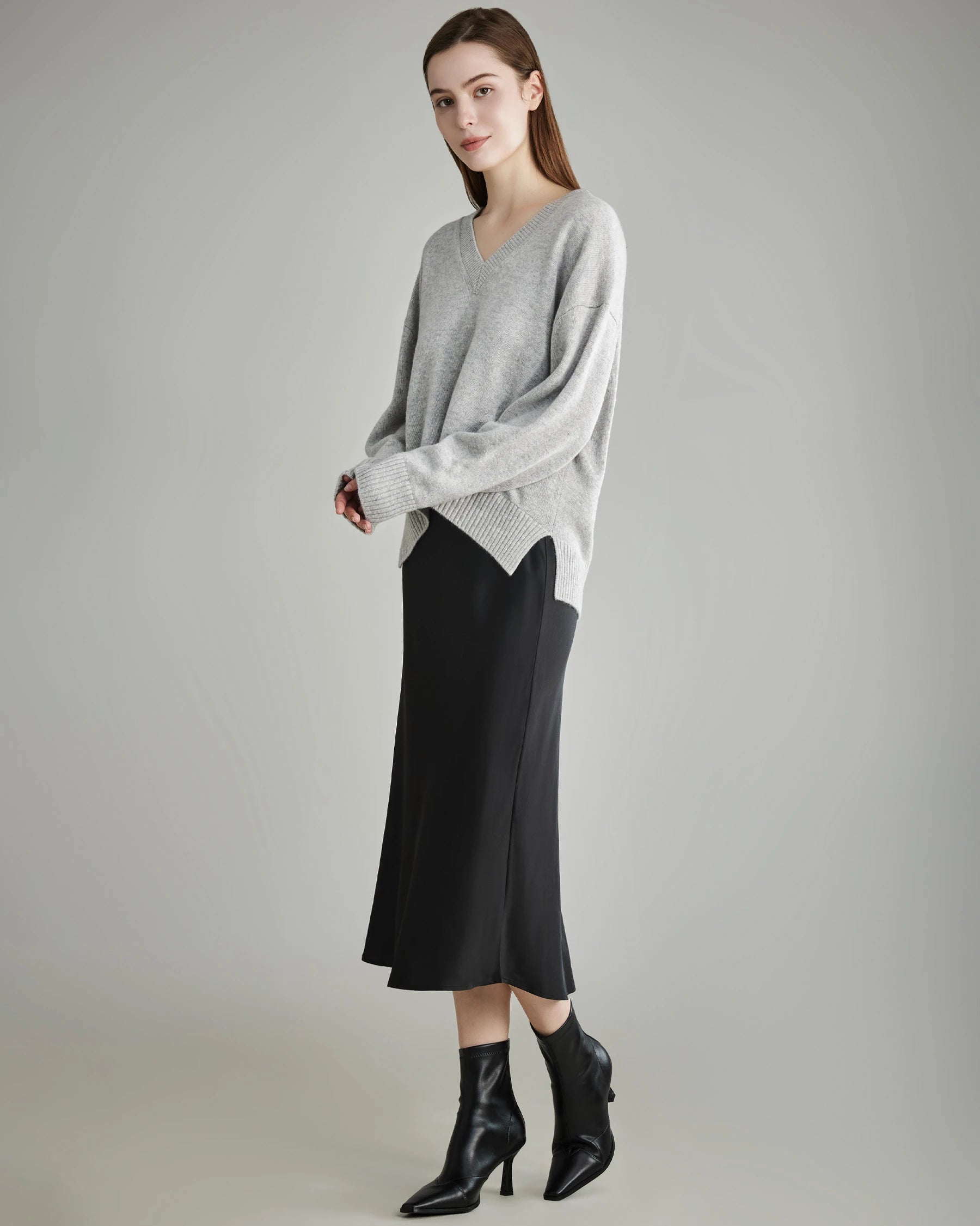 Oversized V-Neck Cashmere Sweater