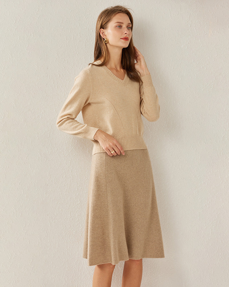 Basic V-Neck Cashmere Sweater