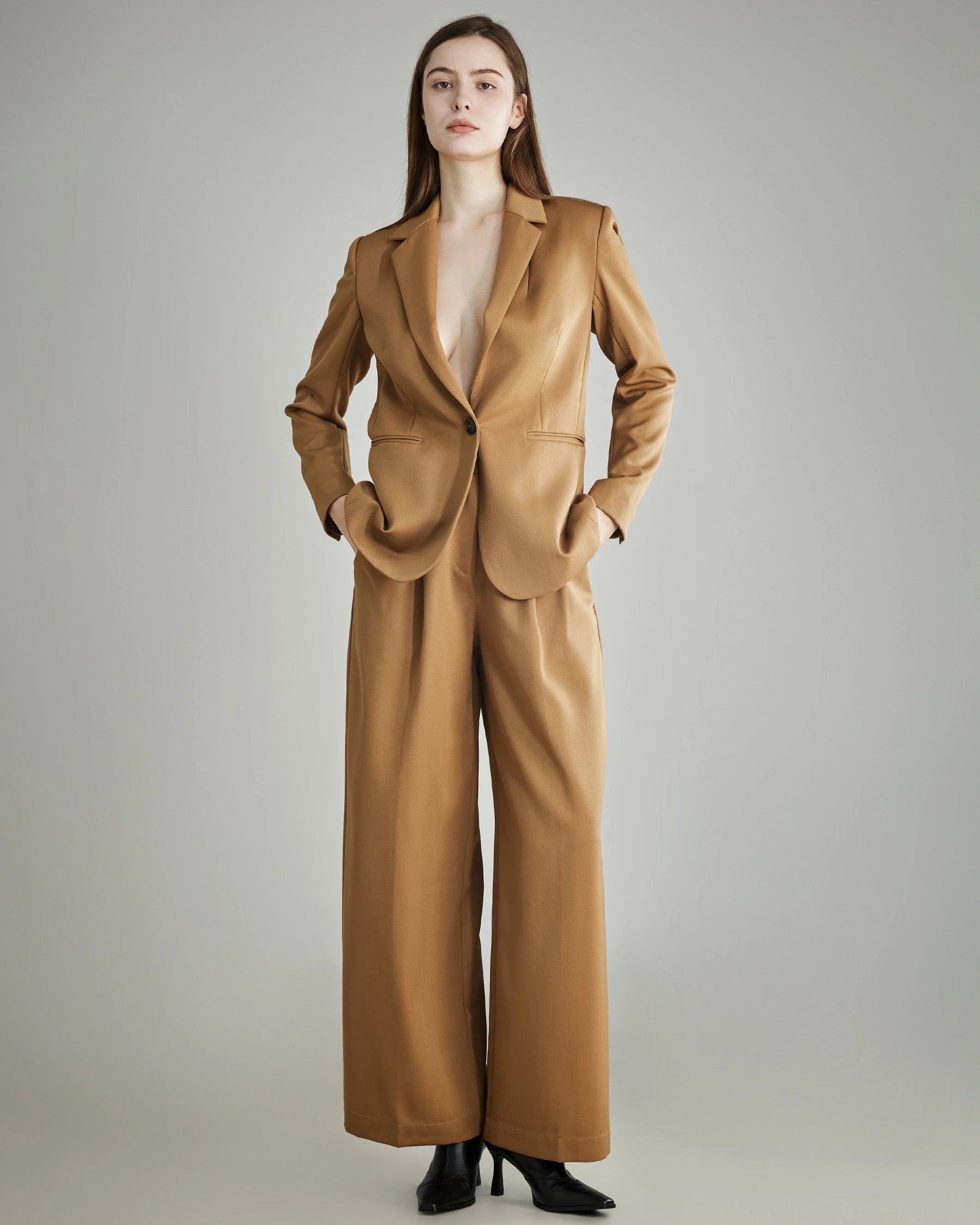 Women's Pleated Wool Wide Leg Pants